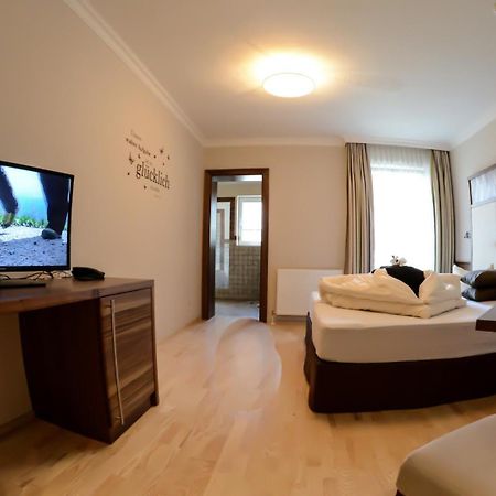 Hotel Jennys Schlössl Serfaus Rum bild