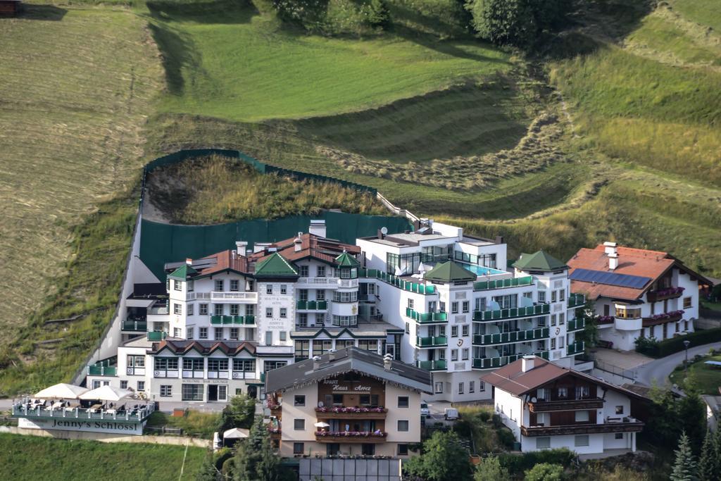 Hotel Jennys Schlössl Serfaus Exteriör bild