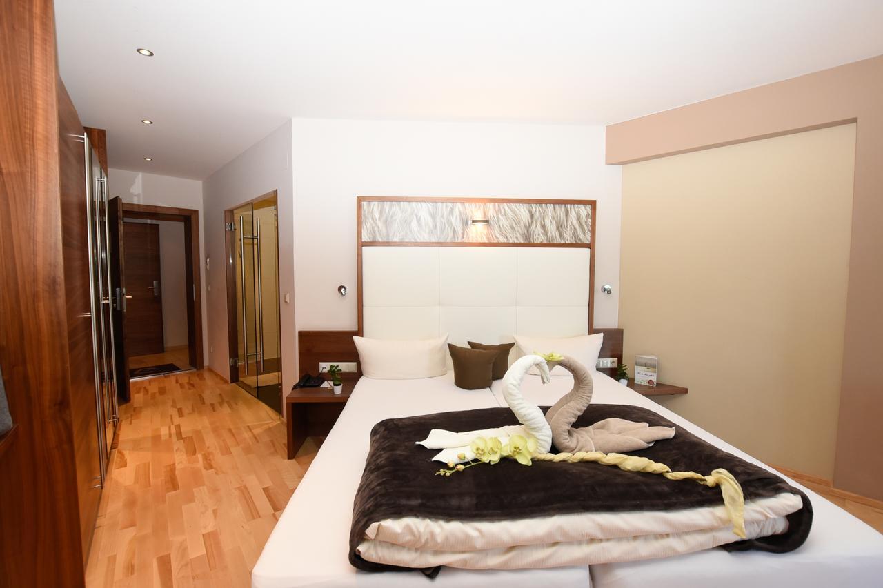 Hotel Jennys Schlössl Serfaus Exteriör bild